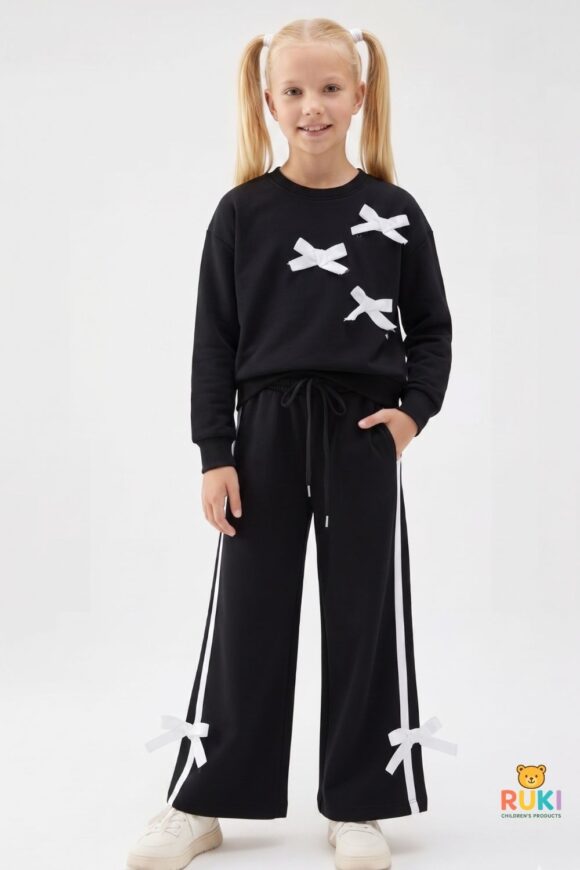 Ruki Çocuk 3D Fiyonk Aplike Detaylı Kız Çocuk Sweatshirt ve Yan Şeritli Pantolon Takımı